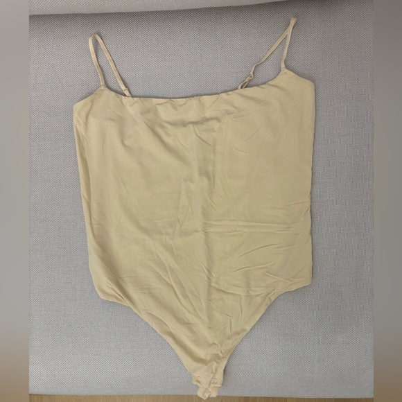 SKIMS Fits Everybody Cami Bodysuit size XL - Picture 5 of 7